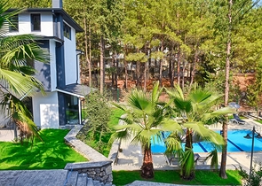 فلل للبيع في كيمر - ضمن مجمع فاخر -واسعار مناسبة 