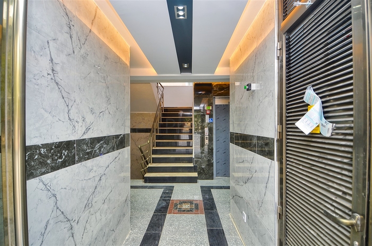 شقة 2 + 1 في وسط أنطاليا