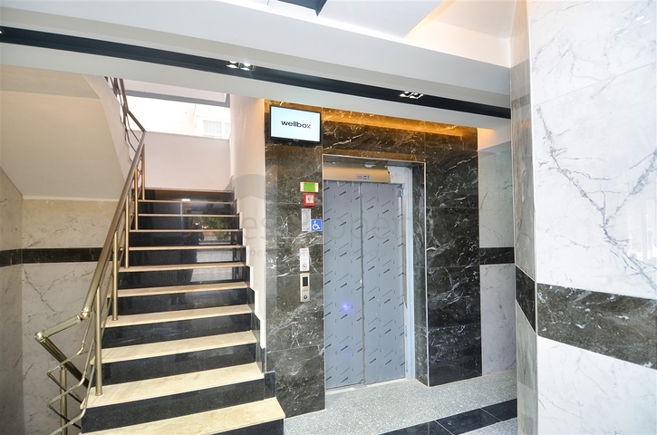 شقة 2 + 1 في وسط أنطاليا