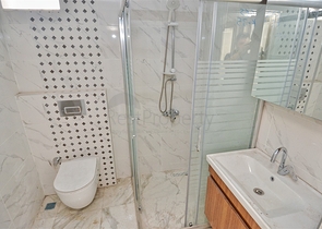 شقة 4 + 1 في وسط أنطاليا