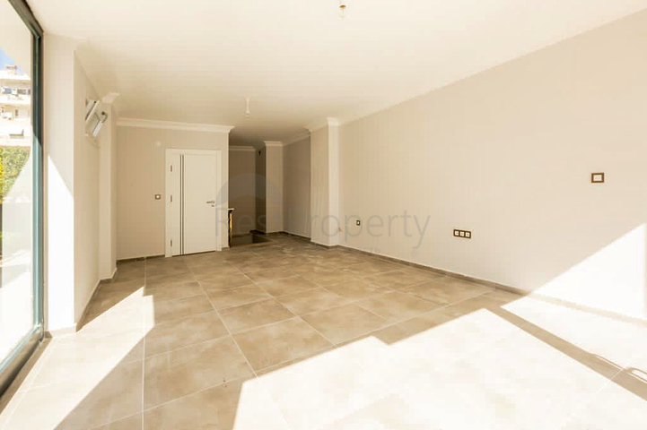 شقة 2 + 1 في وسط أنطاليا