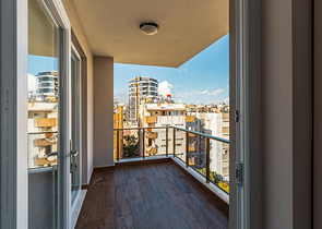 شقة 2 + 1 في وسط أنطاليا