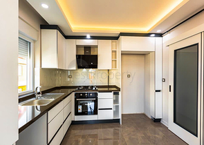 شقة 2 + 1 في وسط أنطاليا