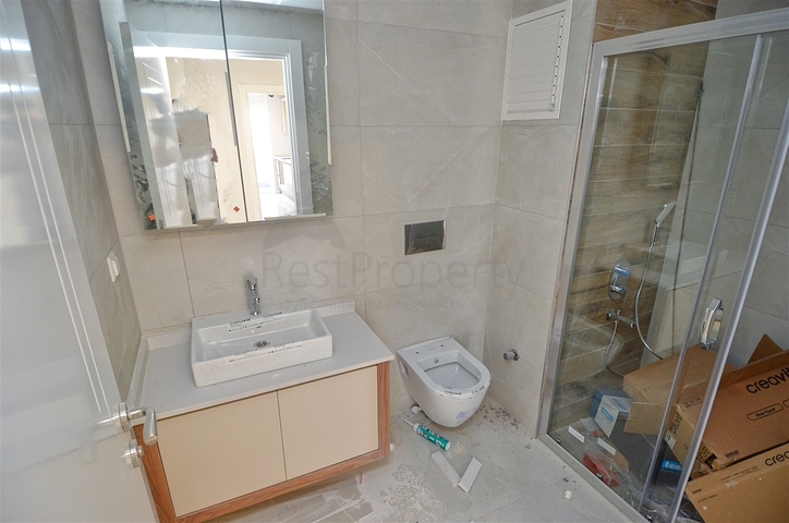 شقة 4 + 2 في وسط أنطاليا