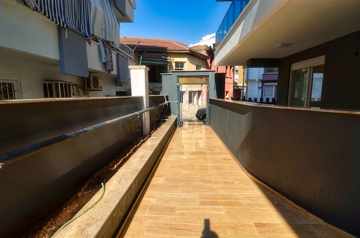 شقة 4 + 2 في وسط أنطاليا