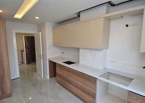 شقة 4 + 2 في وسط أنطاليا