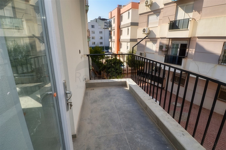 شقق 1 + 1 و 2 + 1 في وسط أنطاليا