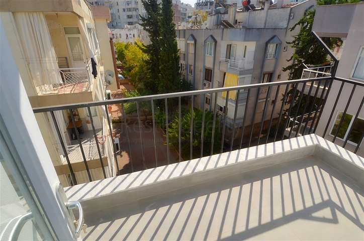 شقق 1 + 1 و 2 + 1 في وسط أنطاليا