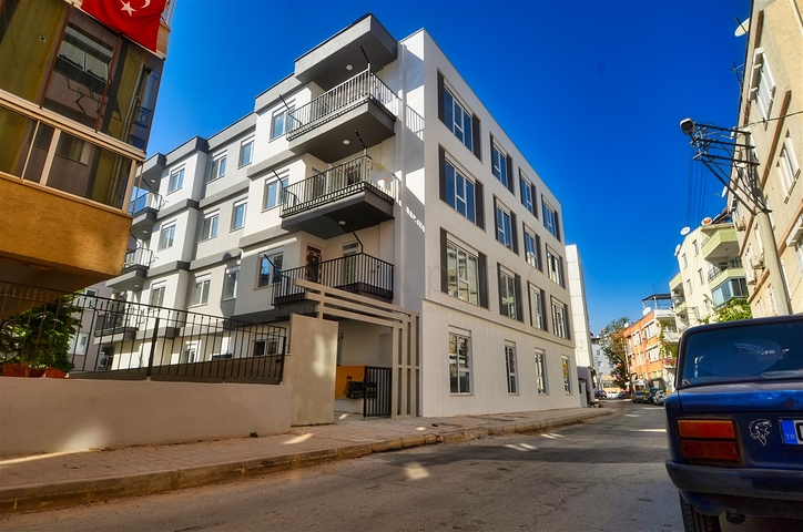 شقق 1 + 1 و 2 + 1 في وسط أنطاليا