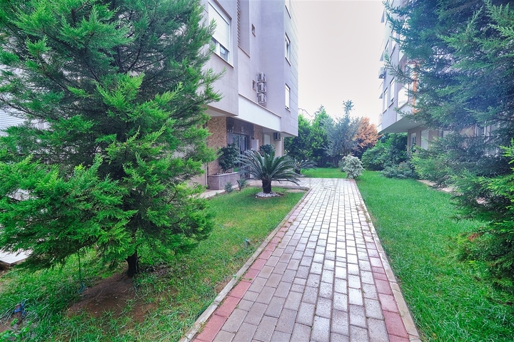 شقة 3 + 1 في منطقة كيزيلاريك - أنطاليا