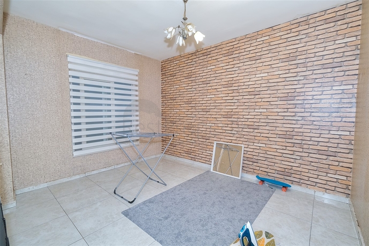 شقة 3 + 1 في منطقة كيزيلاريك - أنطاليا