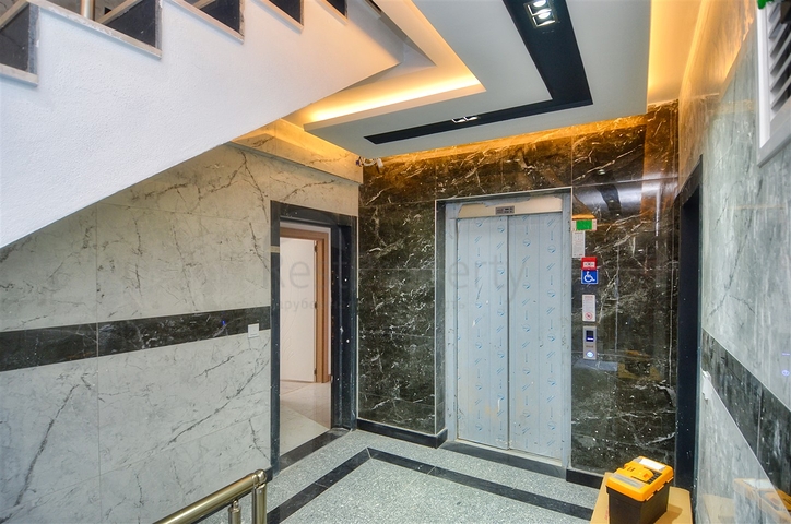 شقة 2 + 1 في وسط مدينة أنطاليا