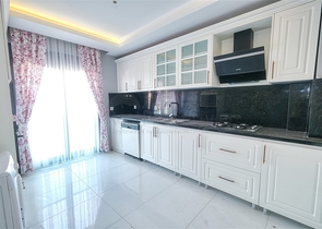 شقة 3 + 1 في منطقة ميدان كافاجي - أنطاليا