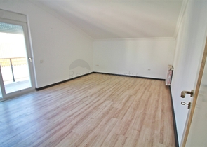 شقة بتصميم 2 + 1 في وسط أنطاليا