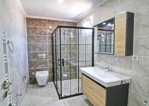 شقة بتصميم 2 + 1 في وسط أنطاليا