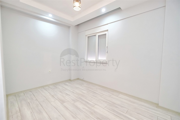 شقة بتصميم 2 + 1 في وسط أنطاليا