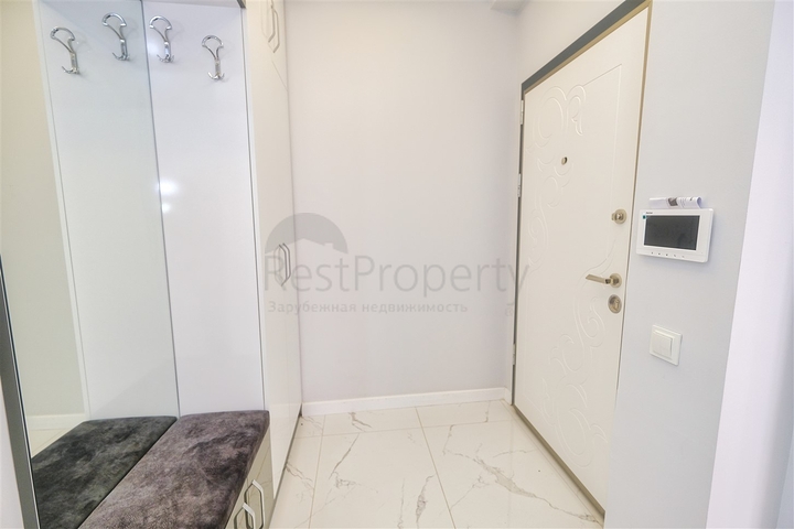 شقة بتصميم 2 + 1 في وسط أنطاليا