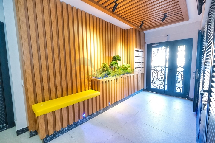 شقة بتصميم 2 + 1 في وسط أنطاليا