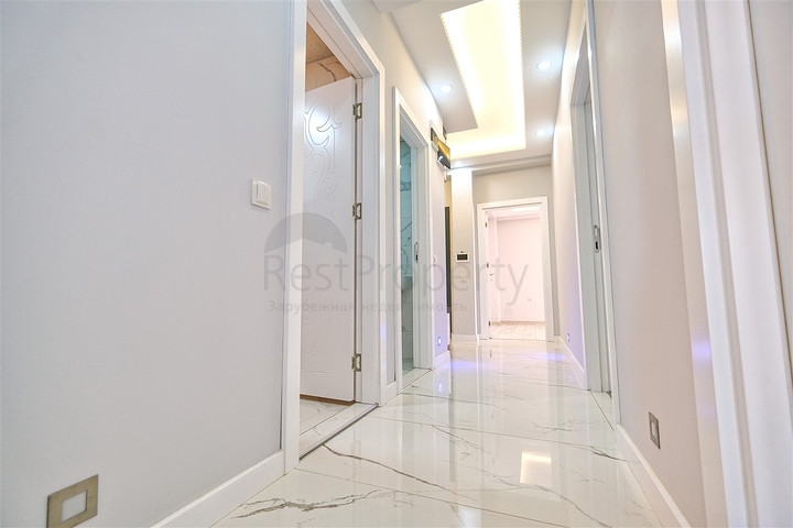 شقة بتصميم 2 + 1 في وسط أنطاليا