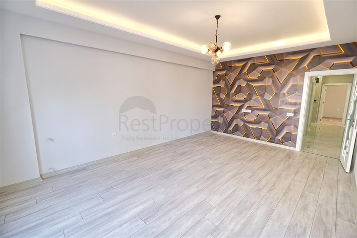 شقة بتصميم 2 + 1 في وسط أنطاليا