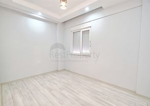 شقة بتصميم 2 + 1 في وسط أنطاليا