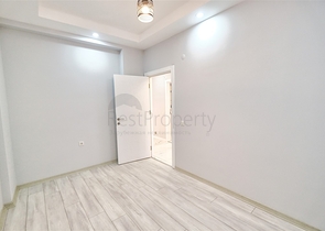 شقة بتصميم 2 + 1 في وسط أنطاليا