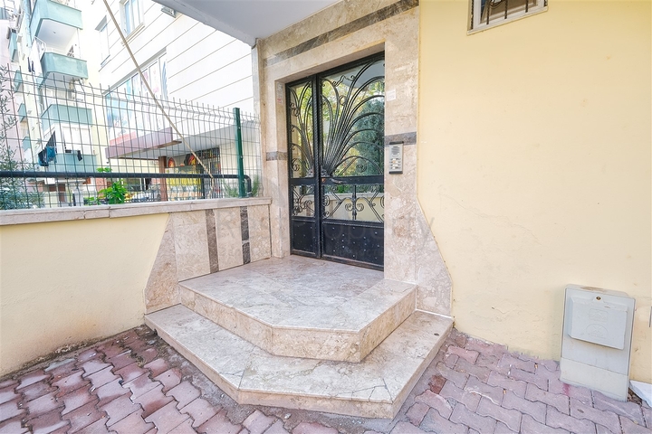 شقة 6 + 1 في منطقة شارانبول - أنطاليا