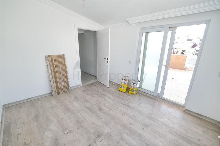 شقة 6 + 1 في منطقة شارانبول - أنطاليا