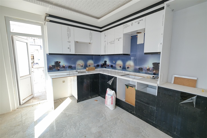 شقة 6 + 1 في منطقة شارانبول - أنطاليا