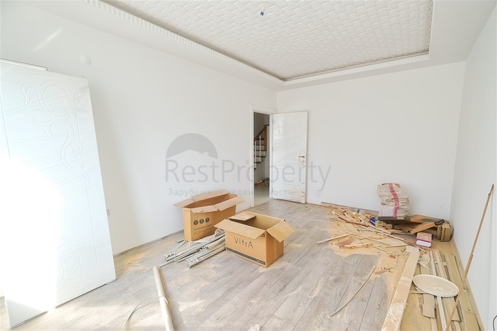 شقة 6 + 1 في منطقة شارانبول - أنطاليا