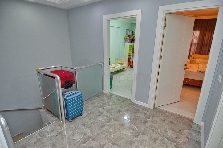 شقة 4 + 1 في منطقة راقية من جيرسو - أنطاليا