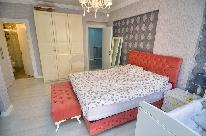 شقة 4 + 1 في منطقة راقية من جيرسو - أنطاليا