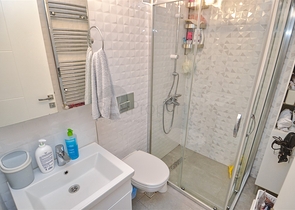 شقة 4 + 1 في منطقة راقية من جيرسو - أنطاليا