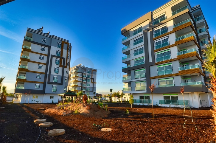 الشقق 1 + 1 ، 2 + 1 ، 3 + 1 في منطقة كيبيز - أنطاليا