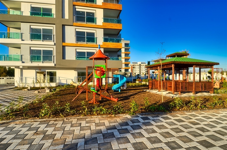 الشقق 1 + 1 ، 2 + 1 ، 3 + 1 في منطقة كيبيز - أنطاليا