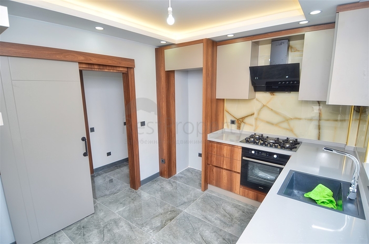 شقة 2 + 1 في وسط أنطاليا