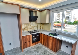 شقة 2 + 1 في وسط أنطاليا