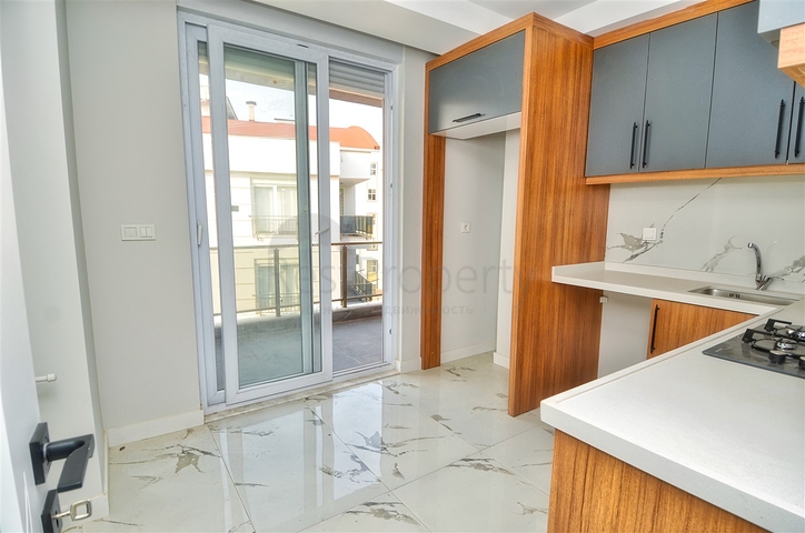 شقة 2 + 1 في وسط أنطاليا