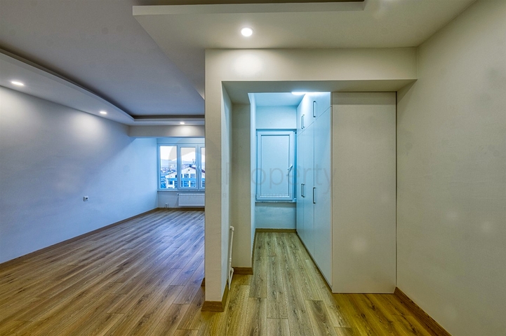  شقة 3 + 1 في منطقة مراد باشا - أنطاليا