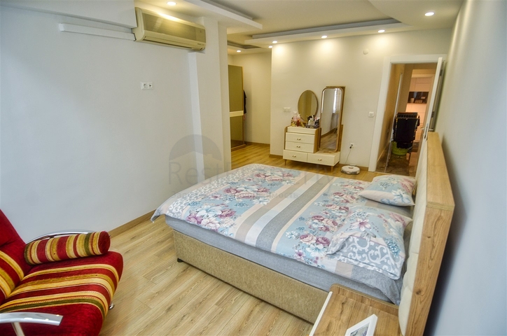  شقة 3 + 1 في منطقة مراد باشا - أنطاليا