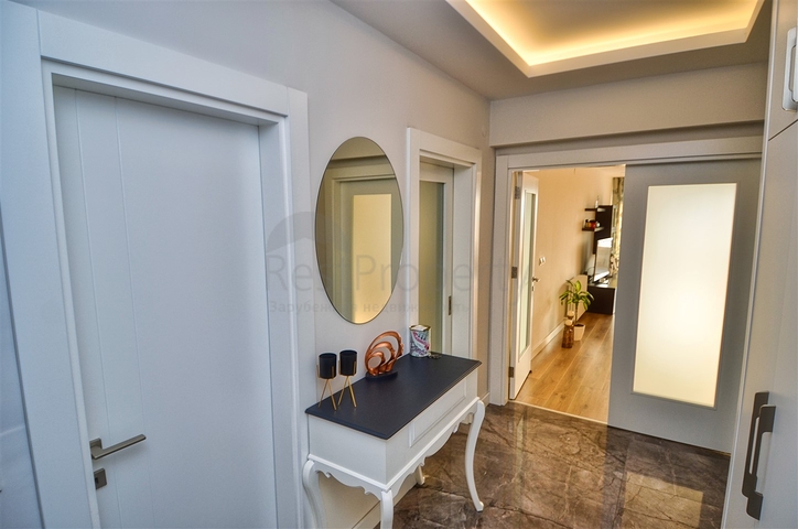  شقة 3 + 1 في منطقة مراد باشا - أنطاليا