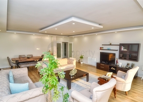  شقة 3 + 1 في منطقة مراد باشا - أنطاليا