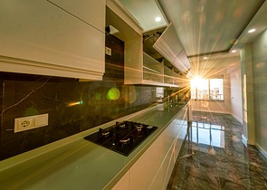  شقة 3 + 1 في منطقة مراد باشا - أنطاليا