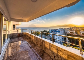  شقة 3 + 1 في منطقة مراد باشا - أنطاليا