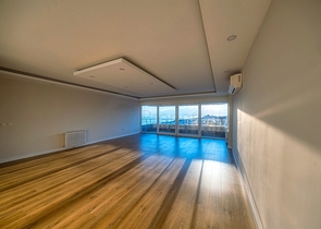  شقة 3 + 1 في منطقة مراد باشا - أنطاليا