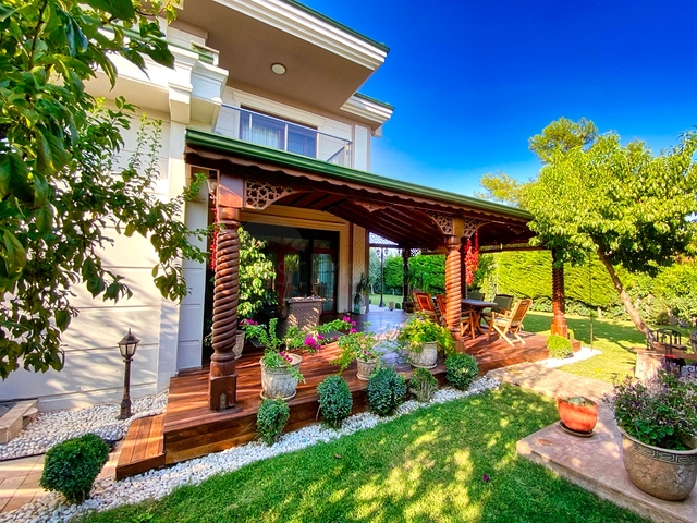 فيلا في منطقة دوشيميتي - انطاليا