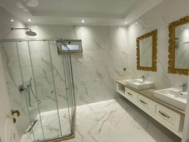 فيلا في منطقة دوشيميتي - انطاليا