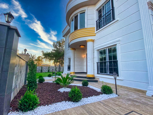 فيلا في منطقة دوشيميتي - انطاليا