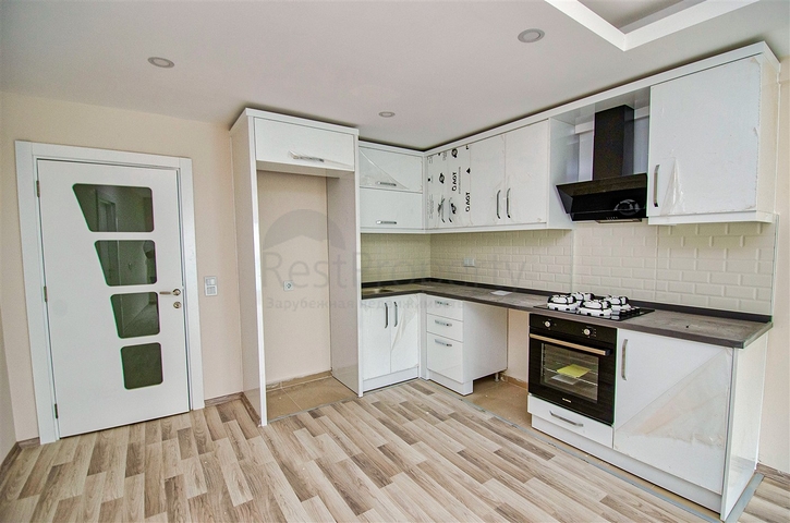 شقة 2 + 1 في مجمع جيد في منطقة كونيالتي