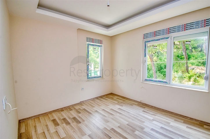 شقة 2 + 1 في مجمع جيد في منطقة كونيالتي